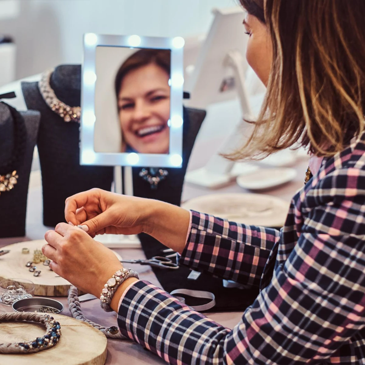Quanto custa começar a vender semijoias