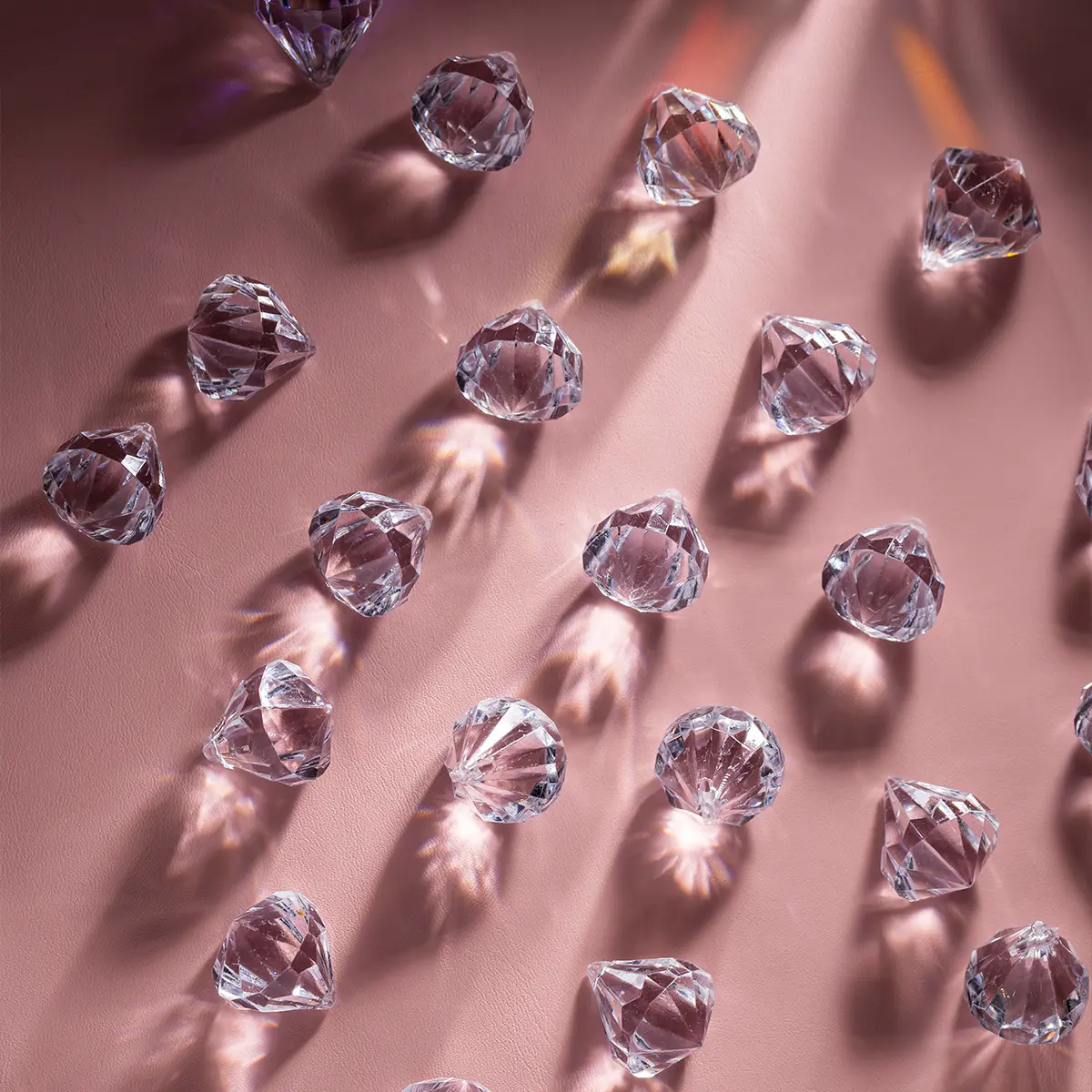 Zircônia, Strass, Cristal ou Diamante?